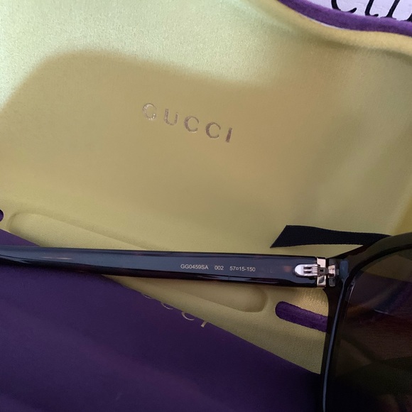 New Gucci over size 🖤 - Picture 7 of 11